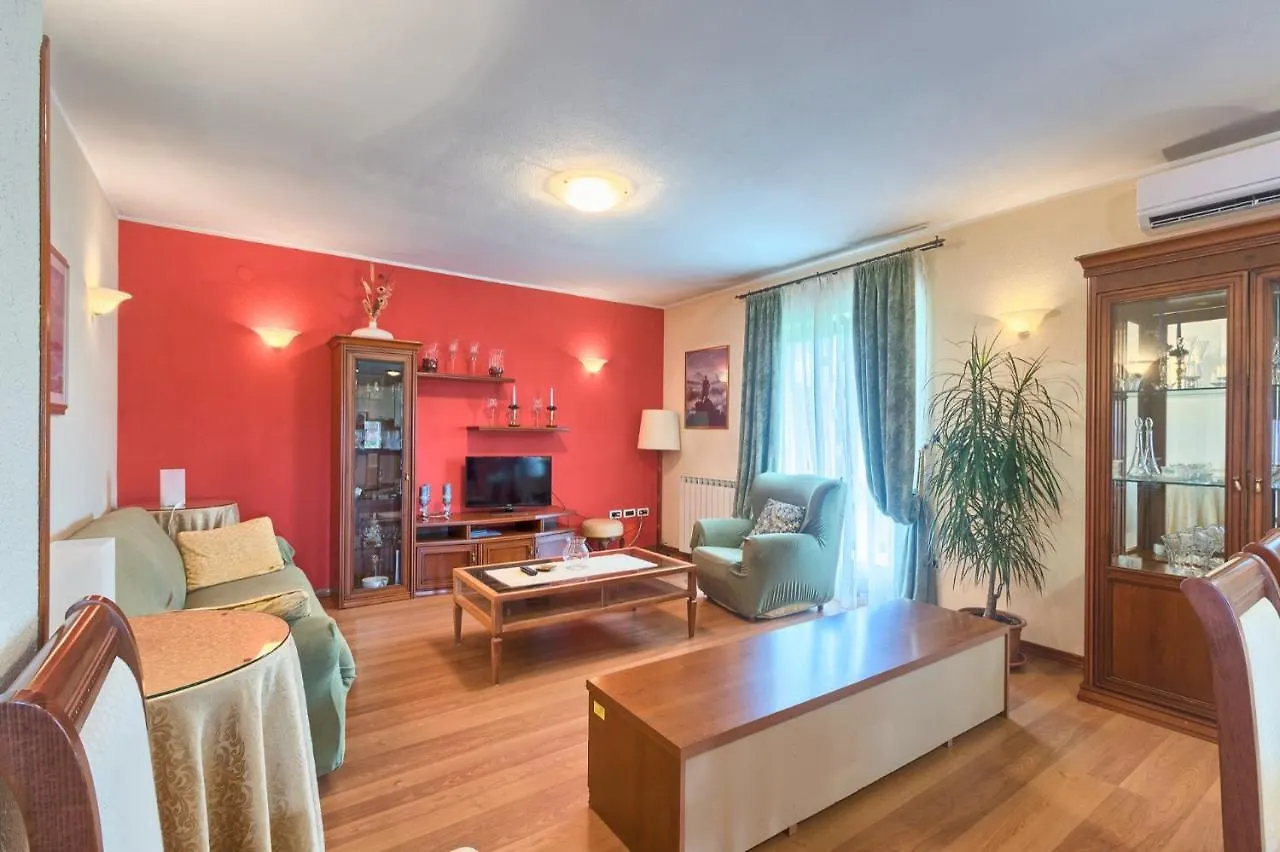 Villa Sofia Zarecje 0*,  Croatia